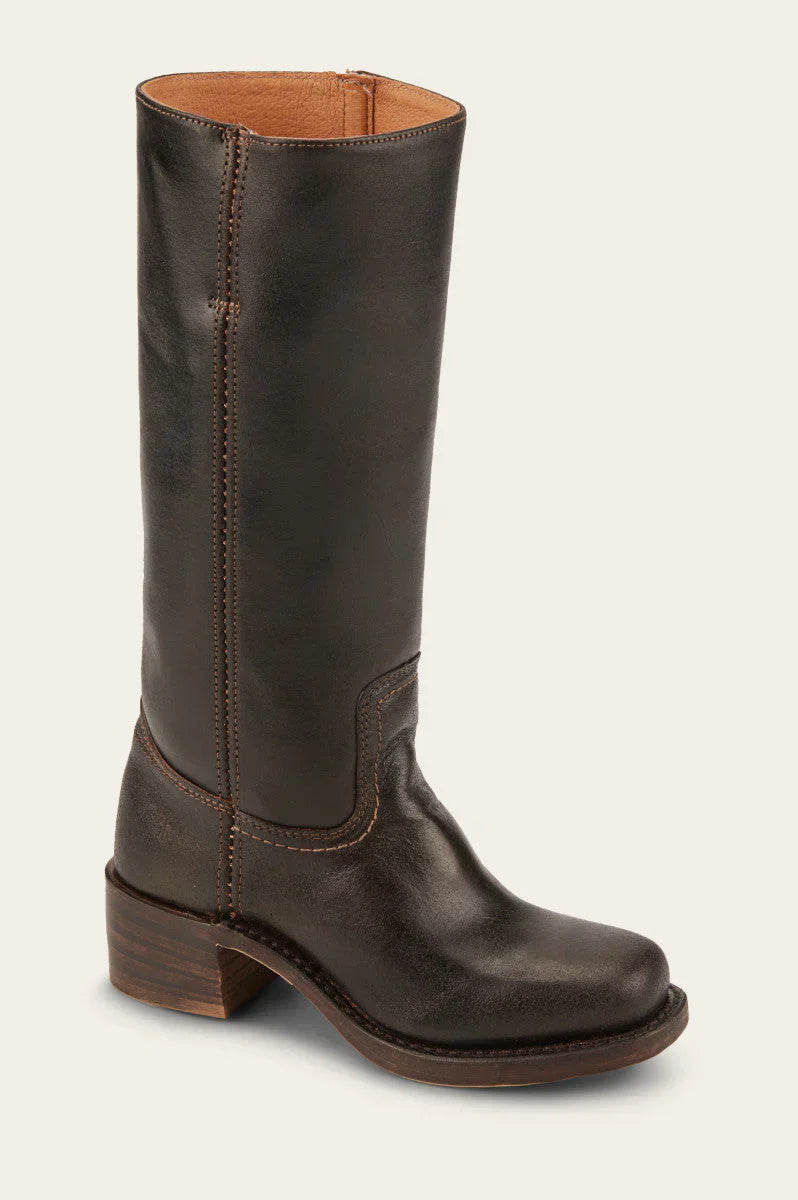 Lifestyle shot of Calandra classic western boots, suggesting comfort for prolonged wear in a natural setting.