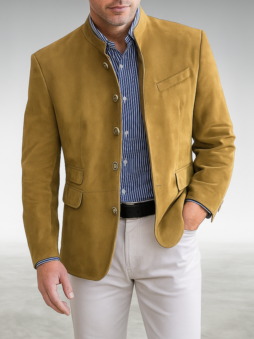 Detail shot of the two-button closure and functional flap pockets on the grey Florian tailored formal blazer.