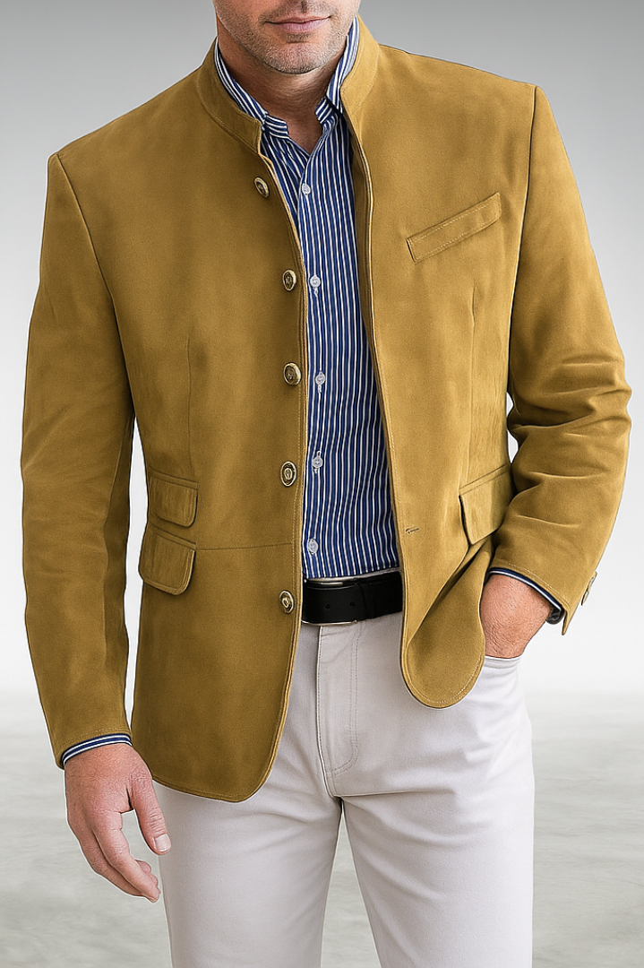 Detail shot of the two-button closure and functional flap pockets on the grey Florian tailored formal blazer.