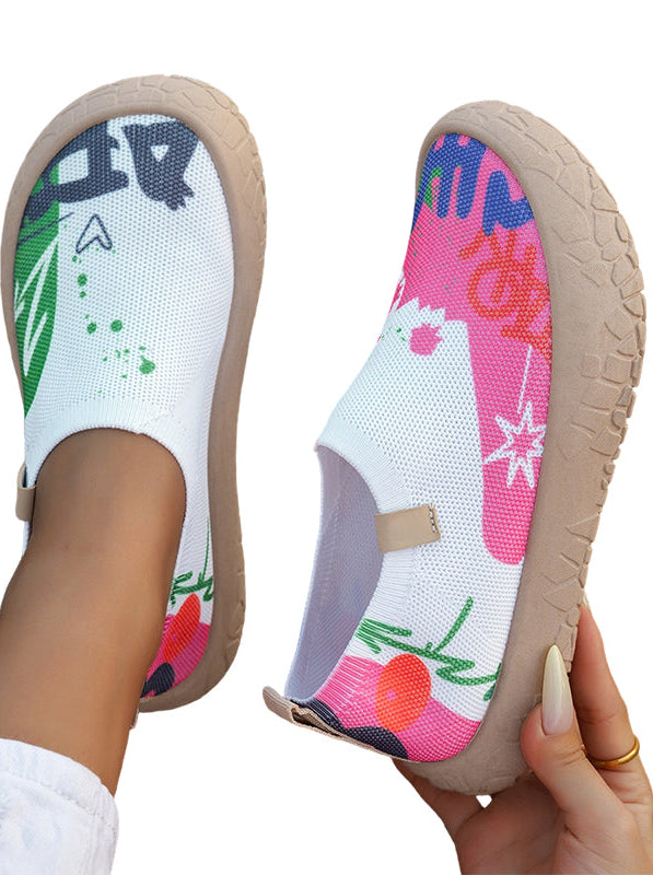 The flexible and cushioned sole of the Inez artistic slip-on shoes, emphasizing comfort features.