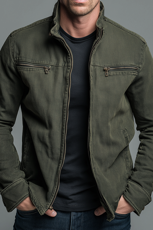 Front view of the Lars rugged thermal jacket in green, showcasing its sturdy fabric and classic design.