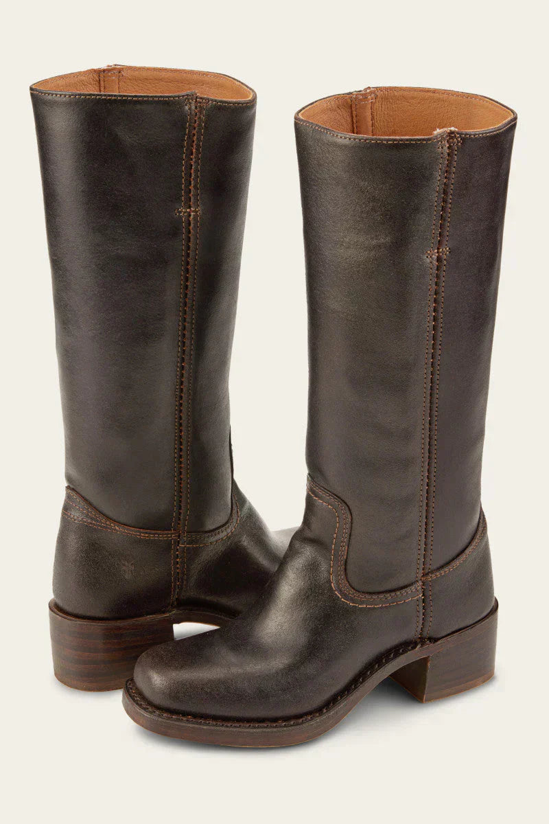 Top-down view of the opening of the Calandra classic western boots, showing interior lining details.